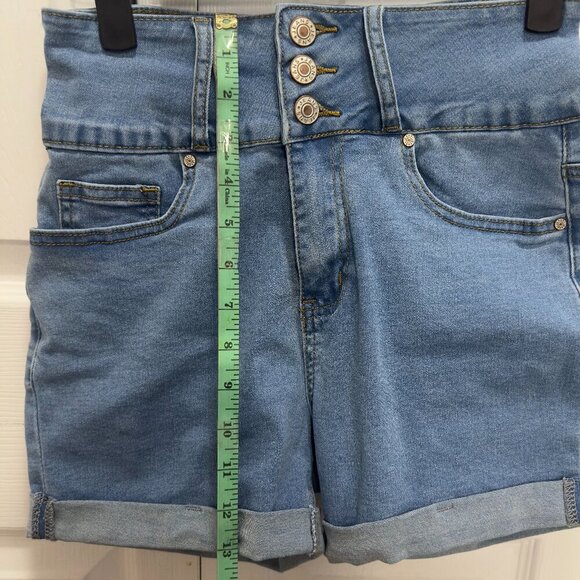 Women's Rolled Hem Denim Shorts （S) - Picture 7 of 8